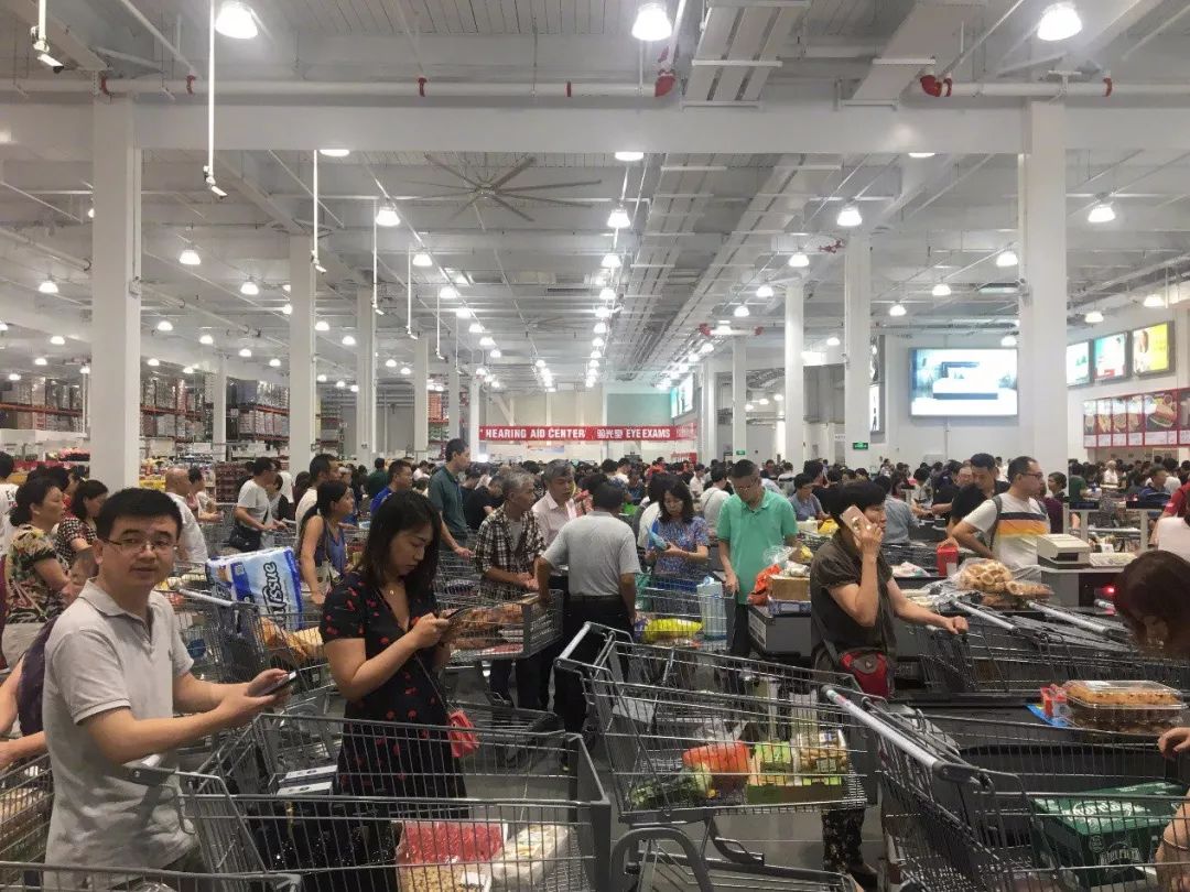 残酷价格战，谁才是中国最低价？有家公司要挑战被买爆的Costco！