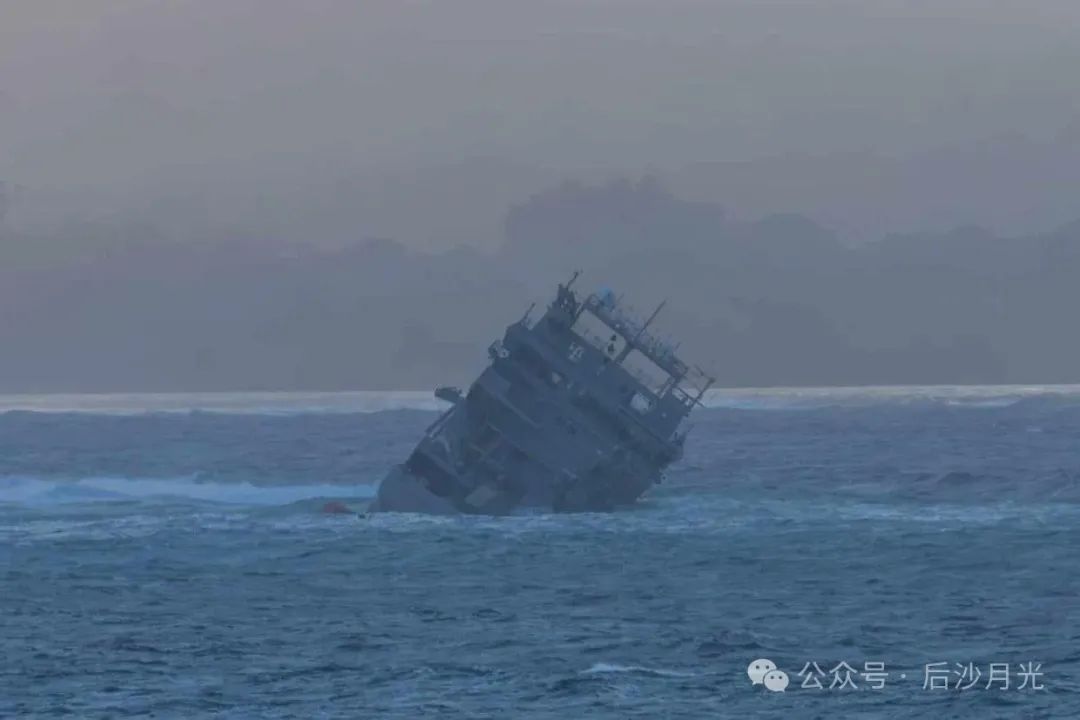 人菜瘾大：用海军吓唬中国，结果军舰沉了还得求中国打捞！